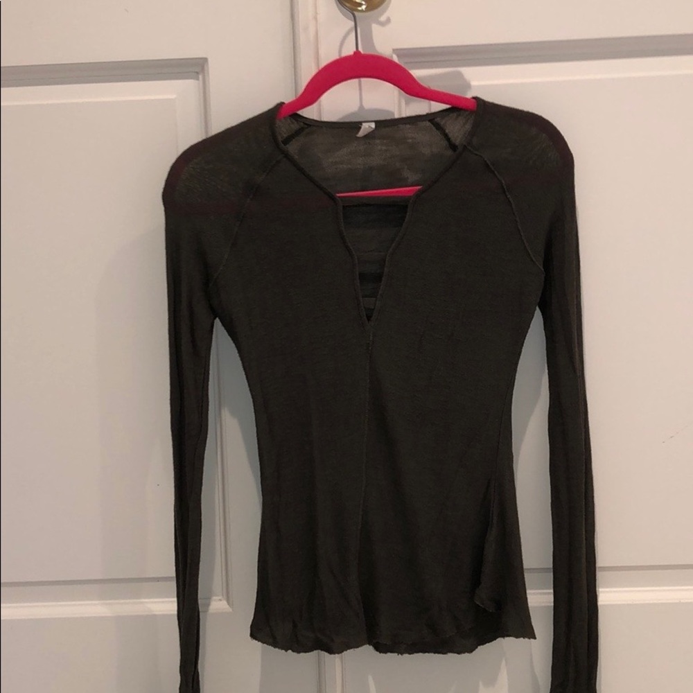 Top - Picture 4 of 5